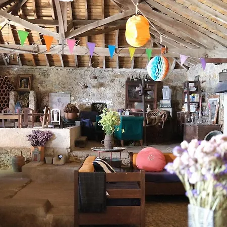 Quinta Maria Gil - B דירה *